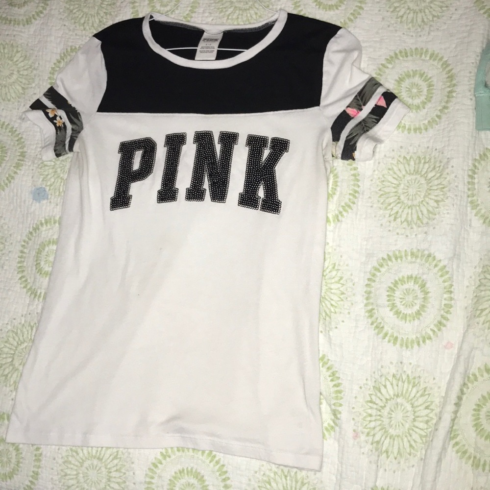 ❗️PINK Victoria’s Secret shirt❗️